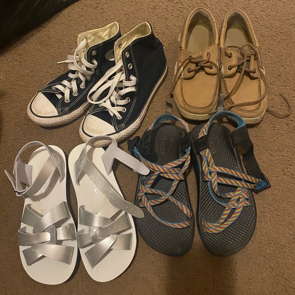 Girls size 2 shoe bundle Sherry’s, Chacos, Converse & Sun San Swimmer